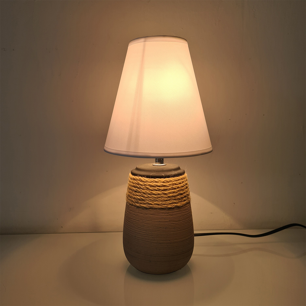 Ceramic lamp and rope 31 cm