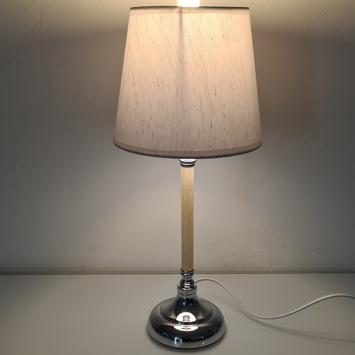 Ethan table lamp silver and beige